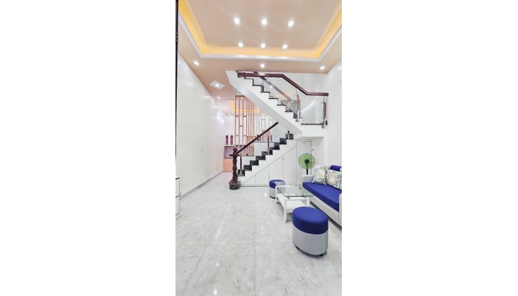NGAY CHỢ GÒ XOÀI, 32M2, 2 TẦNG, HẺM 5M SÁT MẶT TIỀN, SỔ ĐẸP GIÁ NHỈNH 3 TỶ